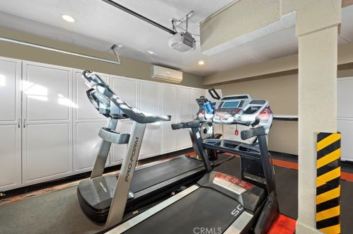 8192 Kennedy Rd, Anaheim CA  92808-2212 exterior