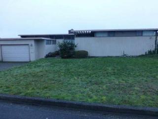 1802 Fernside Dr, Tacoma WA  98465-1311 exterior