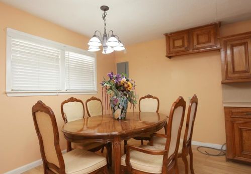 2113 Dillard St, Fort Worth TX  76105-4522 exterior