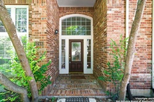 1746 Escada, San Antonio TX  78258-4532 exterior