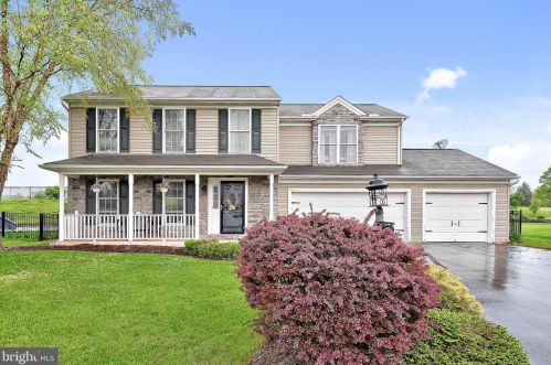85 Trevor Rd, York, PA 17404-8237