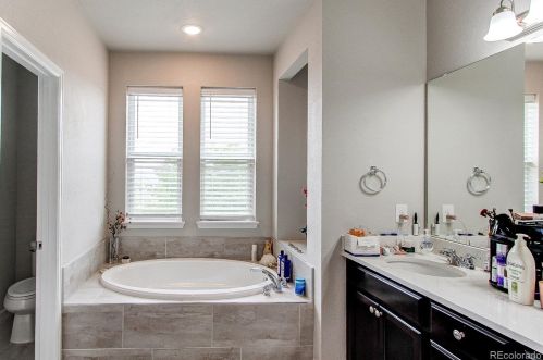 14653 Belleview Dr, Aurora CO 80015-2258 exterior