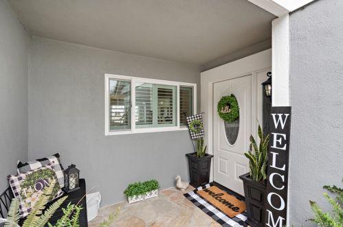 3722 Montego Dr, Huntington Beach, CA 92649-2005