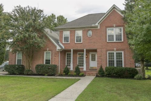 2921 Palace Pl, Murfreesboro, TN 37129-1196