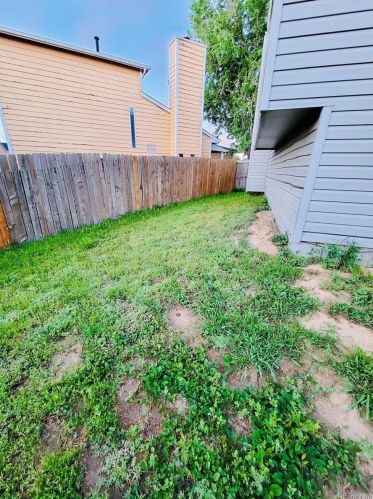 1955 Ensenada St, Denver CO  80011-5353 exterior