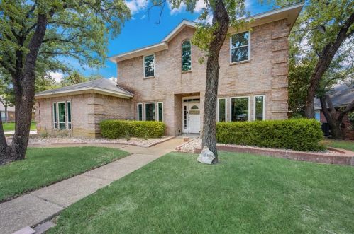 6856 Rolling Ridge Dr, Fort Worth TX  76182-7018 exterior