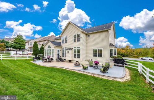625 Glenbrook Dr, Middletown MD  21769-7739 exterior