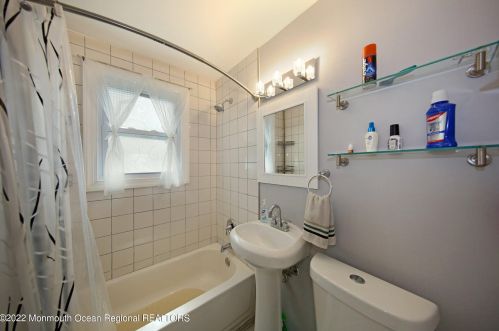 64 Belshaw Ave, Tinton Falls NJ 07724-2929 exterior