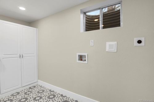 1884 Elm St, Denver CO  80222-4440 exterior