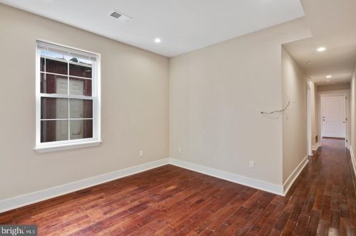 46 44 St, Philadelphia PA 19104-2939 exterior