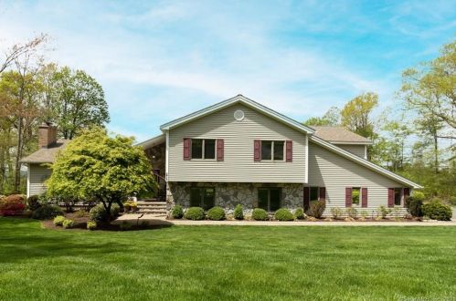 275 Copper Ridge Rd, Southington, CT 06489-4609