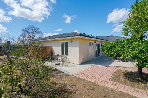 2440 Gramercy Ave, Anaheim CA  92801-3227 exterior
