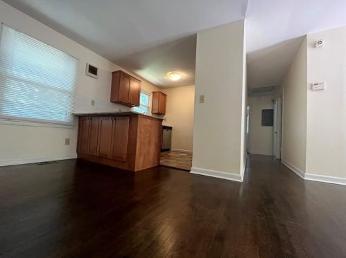 369 Ashwood Ave, Atlanta, GA 30315-6001