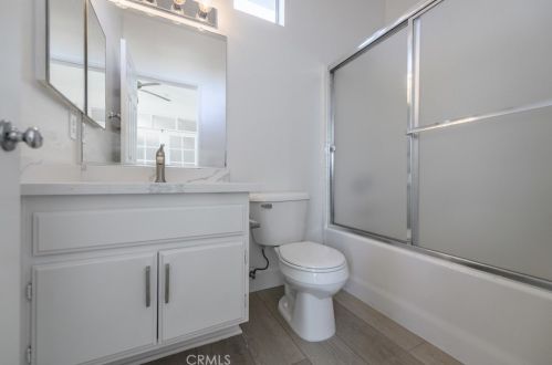 1407 Elmhurst, Irvine CA  92618-4023 exterior