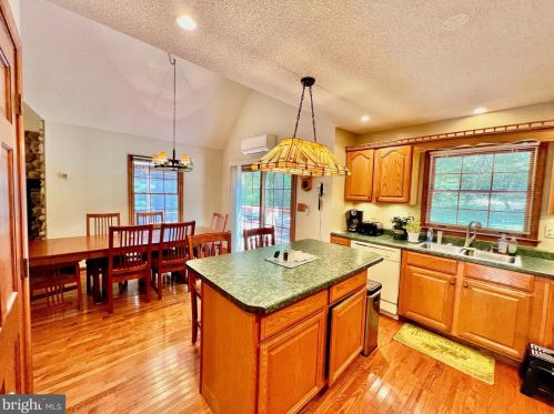 189 Lyle House Rd, Mathias WV  26812 exterior