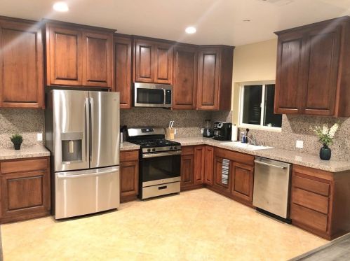 5053 109th St, Inglewood, CA 90304-2137