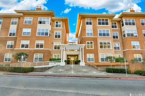 1 Crescent Way, San Francisco CA  94134-3358 exterior