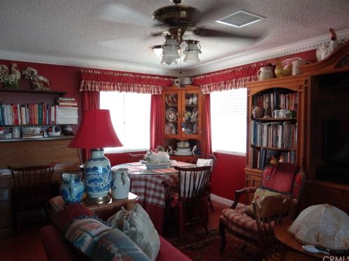 1528 Rosehill Dr, Riverside CA  92507-0614 exterior