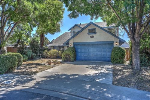2912 Woodmont Cir, Modesto, CA 95355-9136