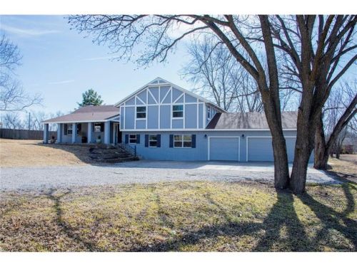 9802 Clover Creek Dr, Claremore, OK 74017-1491