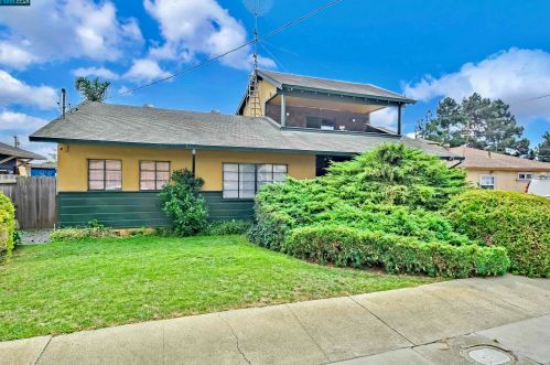 313 Murray Dr, Hayward, CA 94544-4017