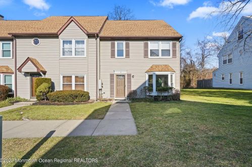 18 Heritage Ter, Jackson Twp, NJ 08527-2238