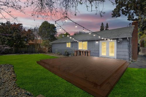 2252 Benita Dr, Rancho Cordova, CA 95670-4009