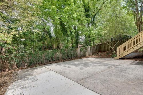 1332 Hooper Ave, Atlanta GA  30307-2014 exterior