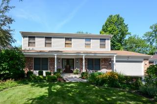 42 Burning Tree Ln, Bannockburn, IL 60015-4716