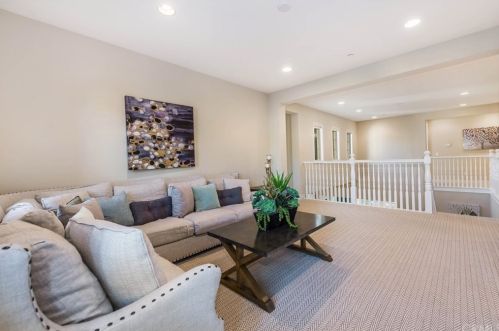 18 Shadybend, Irvine CA  92602-0844 exterior