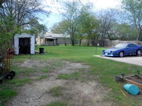 220 San Angelo Ave, Fort Worth TX  76126-2529 exterior