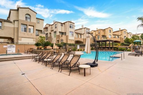 726 Kellogg St, San Marcos CA  92078-7300 exterior