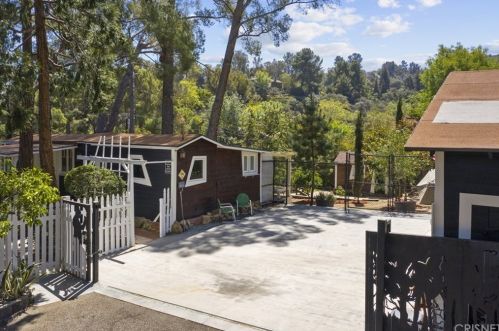 1507 Bainum Dr, Topanga, CA 90290-3303