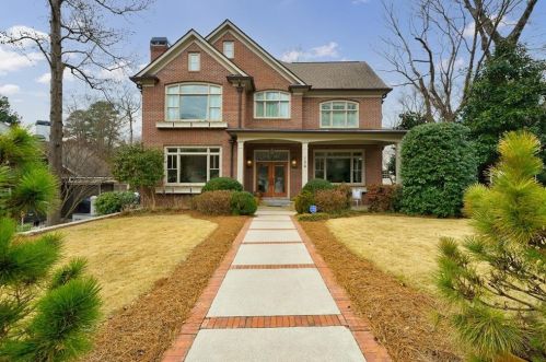 106 Avery Dr, Atlanta, GA 30309-2704