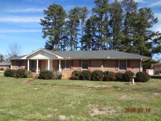 1601 Bolt Dr, Anderson, SC 29621-6929