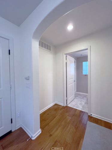 52 Pathway, Irvine CA  92618-8807 exterior