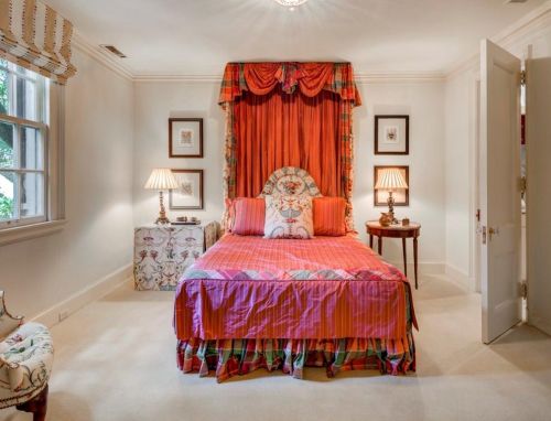 1820 Garraux Rd, Atlanta GA  30327-2504 exterior