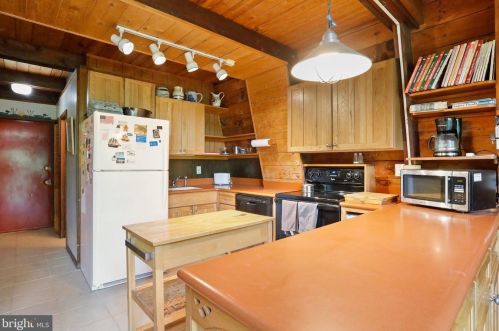 85 Audubon Rd, Hedgesville WV exterior