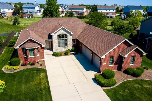 689 Northern Lights Way, Mokena, IL 60451-7502