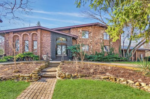 12000 93rd Ave, Palos Park, IL 60464-1119