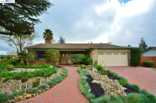 686 Emerson St, Fremont, CA 94539-5227