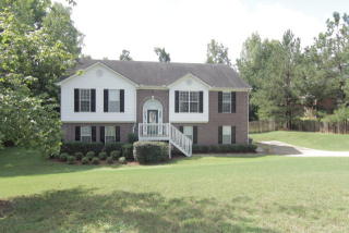 690 Club Dr, Athens, GA 30607-1494