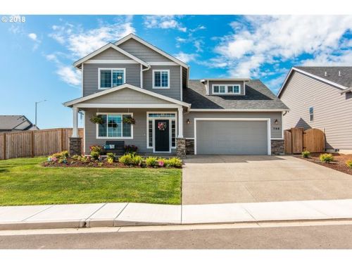 786 Roosevelt St, Carlton, OR 97111-9126