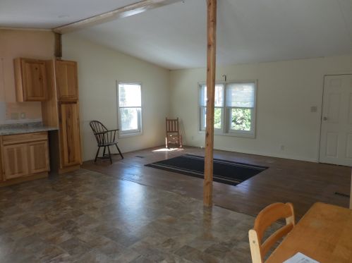 40 Ponderosa Park, Unity NH  03603-4548 exterior