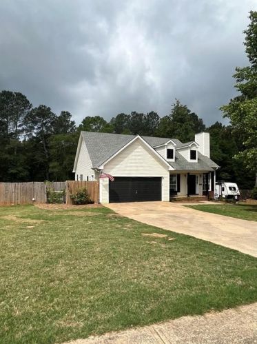 1006 Autumn Trce, Monroe GA  30656-8905 exterior