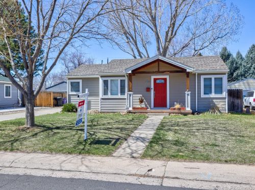 2741 Jackson St, Denver, CO 80205-5050
