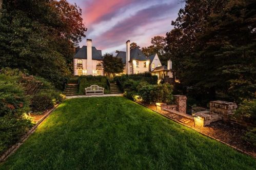 2740 Habersham Rd, Atlanta GA  30305-2938 exterior
