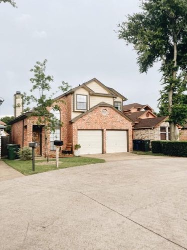 1706 Twin Court Pl, Garland, TX 75044-6838