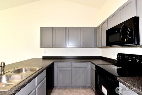 2749 Sapphire St, Loveland CO 80537-2024 exterior