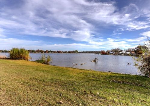 3708 Coral Sands Ct, Granbury, TX 76049-6207